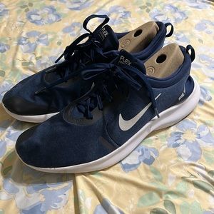 Nike Flex Experience RN 8 Men's
Size 12 Navy Good Used Condition